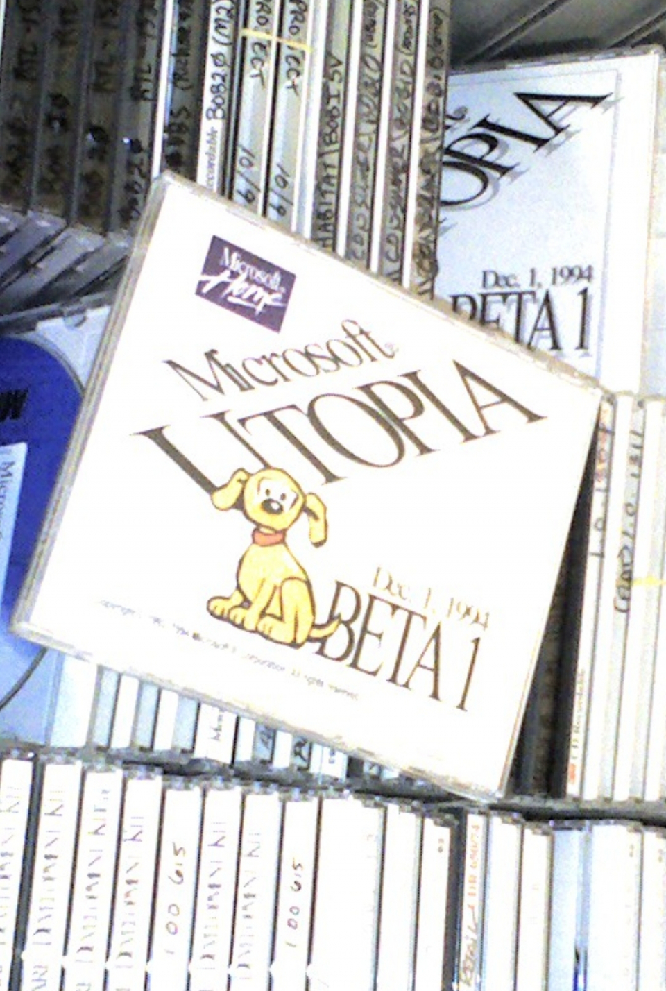 The Utopia Beta 1 disk cover, from December 1994, before it was officially named Microsoft Bob. Includes the Bob SDK.